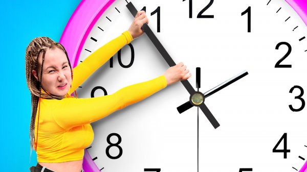 Остановили Время: Вечные Каникулы! // Луномосик