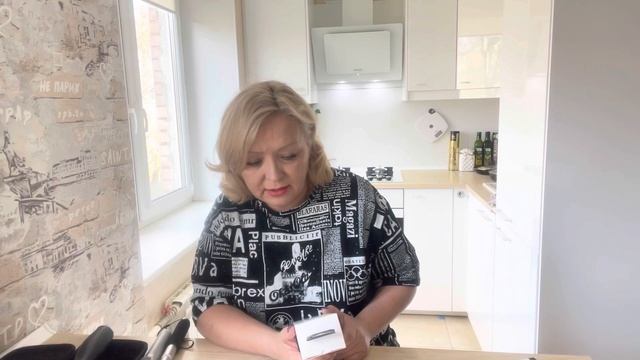 ЧТО НУЖНО БЛОГЕРУ? ОБЗОР - ТРИПОД, МОНОПОД, СЕЛФИ ПАЛКА? смотреть онлайн