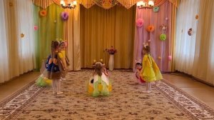 Танец бабочек. Старшая группа. Очень нежный танец. Танец на восьмое марта.