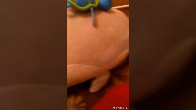 как надо кормить пластиковых игрушек и мягких игрушек✌️??? смотреть онлайн