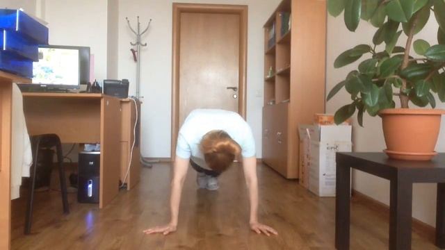 Скалолазы в пустом офисе смотреть онлайн