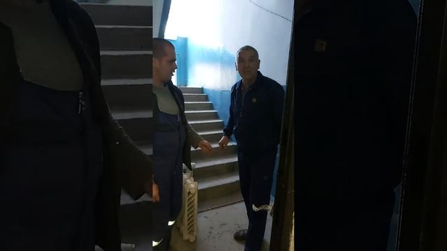 Лётчик на больничном проколол ногу гвоздём смотреть онлайн