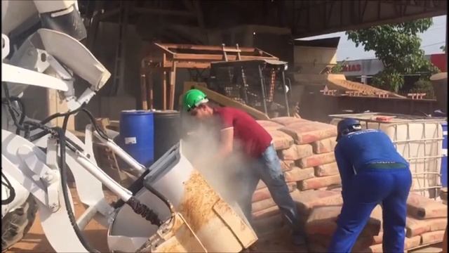 Autoconcreteira Fiori DB 460 CBV. смотреть онлайн