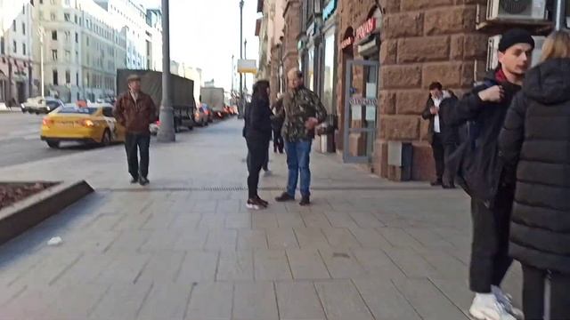 От Маяковской до Тверской смотреть онлайн