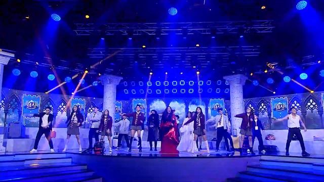 Chararat's humorous performance of "We Are Family" is pure joy! | All-Out Sundays смотреть онлайн