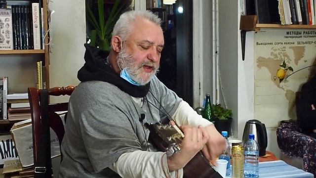 Роман Неумоев - Игра в прятки смотреть онлайн