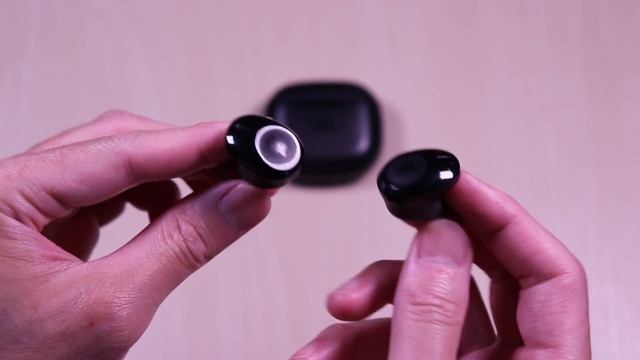 JBL TUNE 120TWS - All about that BASS! (Review) смотреть онлайн