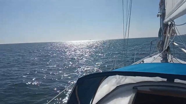 Кипячу воду в чайнике через инвертор 12-220в смотреть онлайн