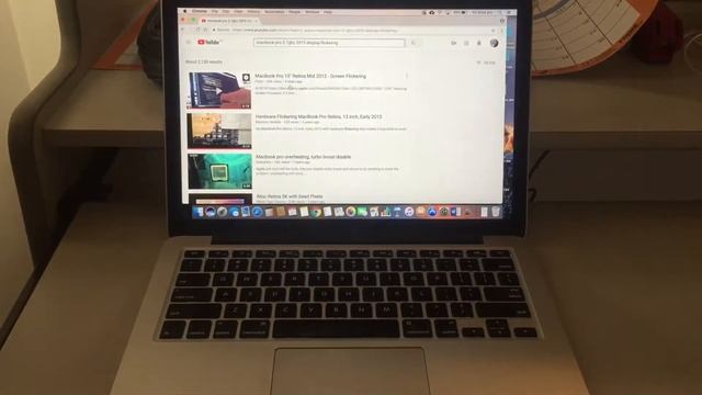Apple MacBook Pro Retina, 13 Inch, Early 2015 Display Flickering