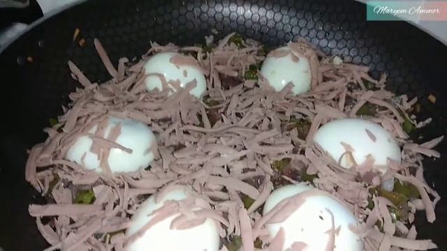 وجبة للعشاء بيض بالطريقة التركية مع بعض اللمسات😂😅😍😋🍳🍴 смотреть онлайн