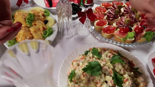 Новогодний Стол! Меню на Новый Год  Пусть Ваш Стол Будет Вкусным Красивым и Сытным!