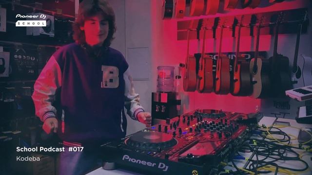 School Podcast 017 - Kodeba [Tech House Mix] смотреть онлайн