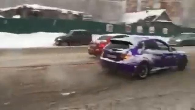 Самара Субару тащит фуру смотреть онлайн