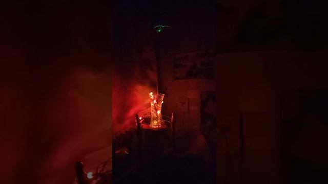 ...когда во время съёмки зазвонил телефон...получился очень милый дивный музыкальный фон - звон ) смотреть онлайн