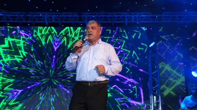 Амрет Гусейнаев - В темной комнате (Джамал 17).mp4 смотреть онлайн