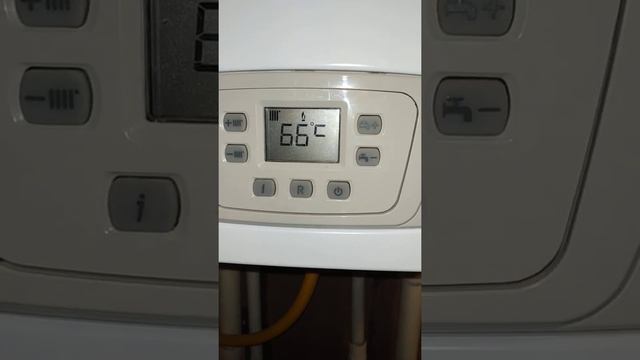 Baxi EcoFour 24F скачет температура в режиме ГВС смотреть онлайн
