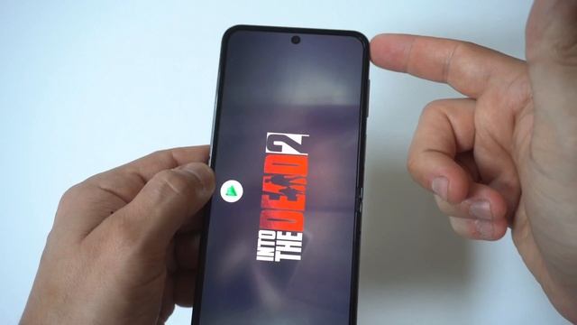 Samsung Galaxy Z Flip 5 - How to Make Apps Full Screen смотреть онлайн