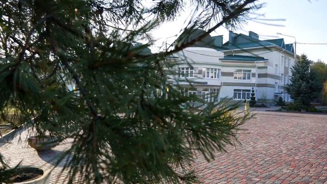 Весна в Изумрудном городе 2018 смотреть онлайн