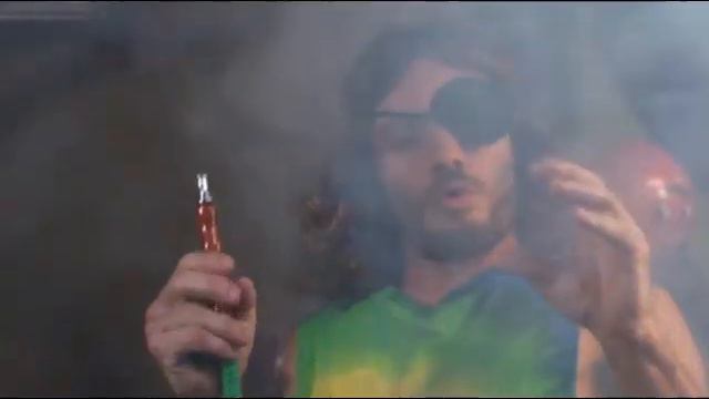 Gingerdead man vs Evil Bong (2013) Trailer смотреть онлайн