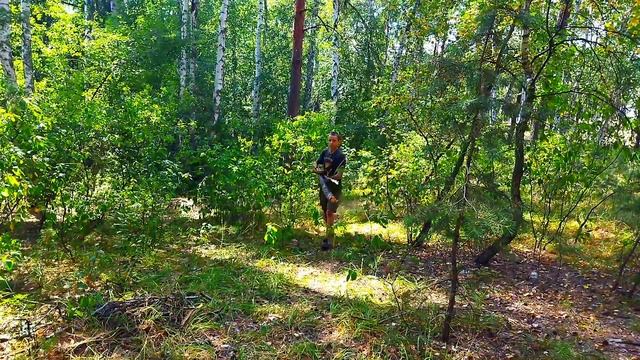 ЗЕМЛЯНКА В ЛЕСУ! РЕМОНТ! НОВАЯ ПЕЧЬ! ОЛАДЬИ С ДИКИМИ ЯБЛОКАМИ! смотреть онлайн