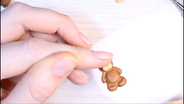 Miniature Teddy Bear. Tutorial. DIY. Polymer clay. Миниатюрный мишка из полимерной глины. смотреть онлайн