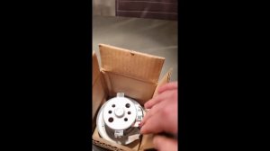 Unboxing Dyson engine motor YDK