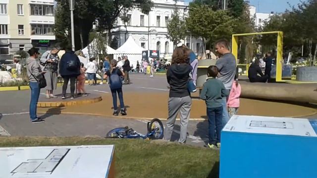 Екатеринбург Площадь 1905 года Фестиваль Атмосфера финальный день 29.08.2021. смотреть онлайн