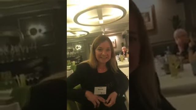 Зачем нужна команда? Мастерам индустрии красоты.