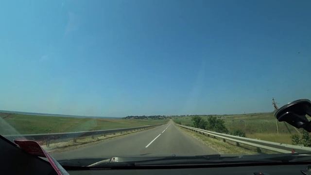 Прилетели с Алтая(4500км от Анапы ) Крутые места: Пионерский проспект, Бугазская коса,800 ступенек. смотреть онлайн