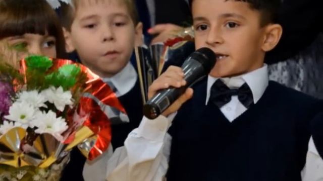 Слайд-шоу к празднику: День учителя. 2014 год. смотреть онлайн