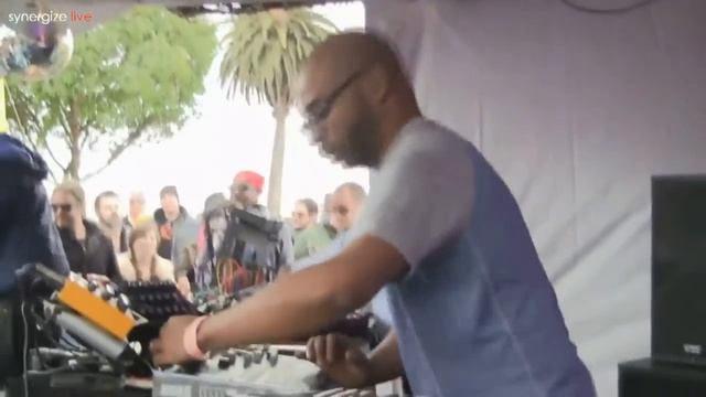 Octave One - Live @ Sunset Island excerpt1 смотреть онлайн