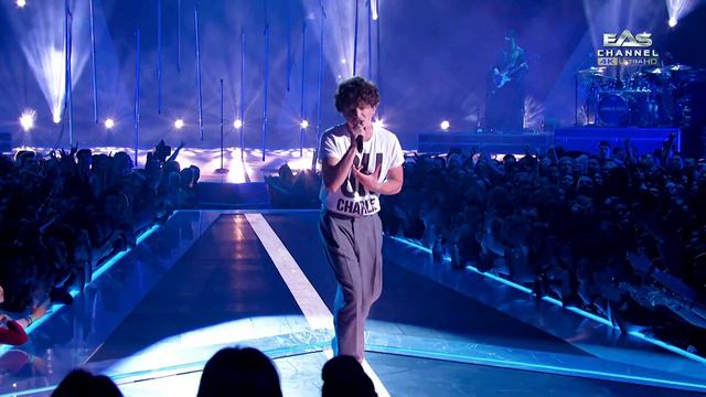 [Remastered 4K • 60fps] How Long • Charlie Puth • iHeartRadio Music Awards 2018 • EAS Channel смотреть онлайн