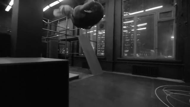 Presentation of Parkour Park Black Panther смотреть онлайн