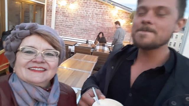 А мы в "Счастье"! Задание выполнено - попасть в счастье с Денисом Любимым! смотреть онлайн