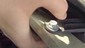 Замена ламп ближнего дальнего света САНДЕРО renault SANDERO