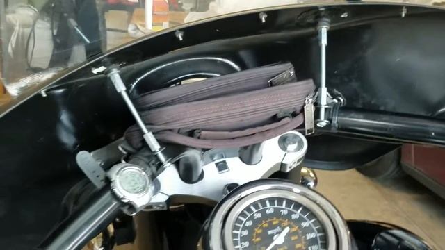 2005 Suzuki Boulevard C50 смотреть онлайн