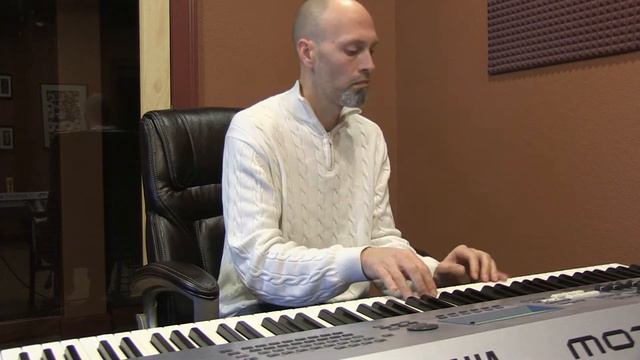 Sean Clyde Playing a little Piano (Exclusive) C&C Media смотреть онлайн