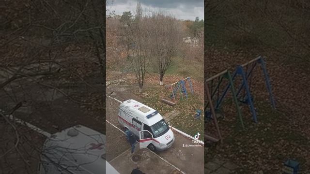 Ставропольский край, Солнечнодольск. У водителя скорой помощи нет не какого уважения к людям. смотреть онлайн