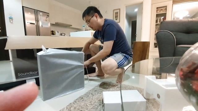 Samsung Q950T Soundbar Real User Unboxing смотреть онлайн