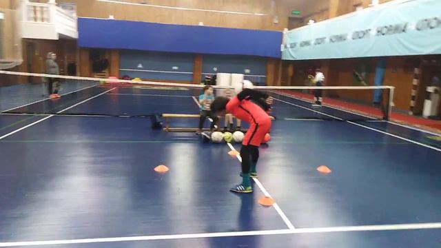 30.⚽Футбольный⚽Фристайл⚽ Салехард "Центр культуры и спорта "Геолог" 30-е занятие 24 декабря 2021г🔥↩ смотреть онлайн
