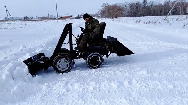 Уборка снега отвалом часть1 смотреть онлайн