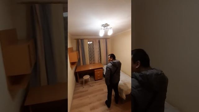 3 комнатный квартира. От метро 2 минут пешком. Квартира после ремонта. смотреть онлайн