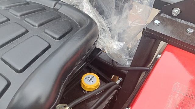 Минитрактор Мтз 311 VS Мтз 321 смотреть онлайн