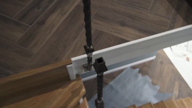 Кованые перила в доме. Все этапы производства и монтажа. смотреть онлайн