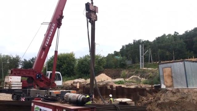 Вибропогружатель MULLER 25HHF. GROUND CONSTRUCTION смотреть онлайн