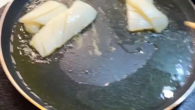 Стеклянная рисовая лапша с кальмарами. Время приготовления 10 минут. смотреть онлайн