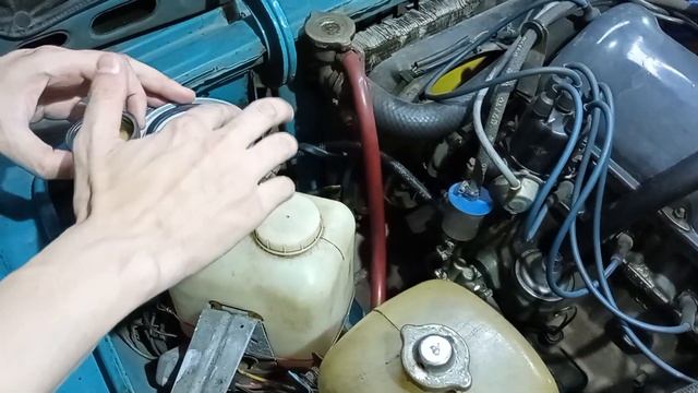 Замена моторного масла на ВАЗ 2106 смотреть онлайн