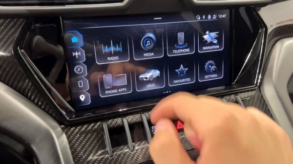 NEW Lamborghini Urus Performante (2024) - Sound, Interior and Exterior