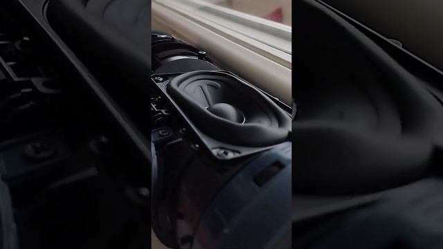 JBL CHARGE 4 GT MAX EXCURSION!? смотреть онлайн