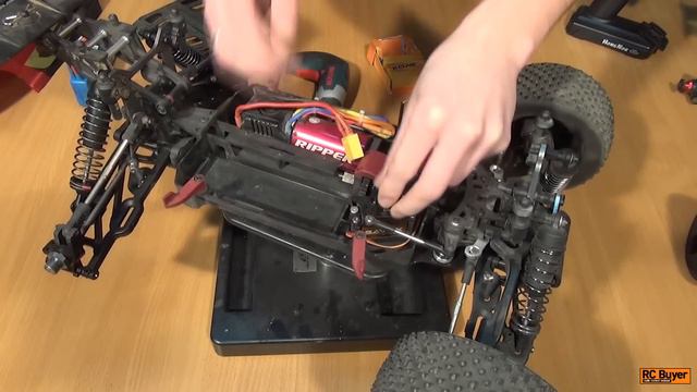 Возвращение Thunder Tiger ST4 G3 (AKA tires и Savox) смотреть онлайн